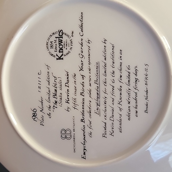 Vintage 1986 Edwin M Knowles, The Bluebird Collector Plate - Picture 3 of 3